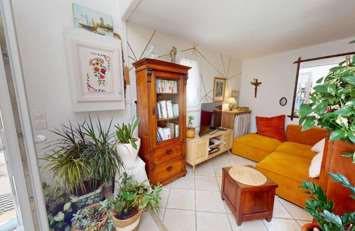 LA MOTTE - 83920 - JOLI MAZET RECEMMENT RENOVE — photo 5