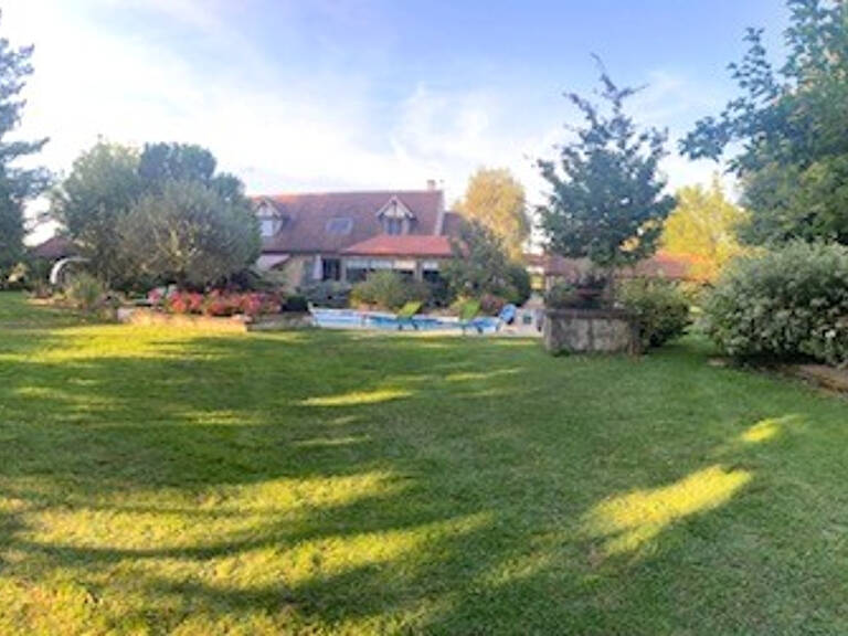 Propriété avec piscine à 2 pas de la Loire sur un parc arboré de 8900 m² à Germigny Des Prés — photo 1