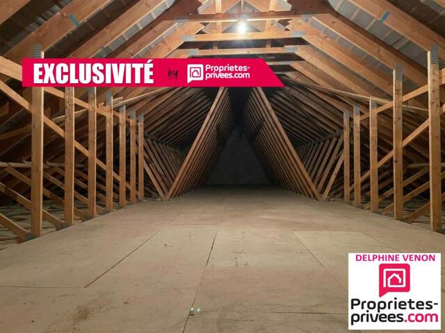 Exclusivité - Maison de plain pied classe énergie C avec 4 chambres , combles aménageables et garage sur un terrain de 1000 m² à Châteauneuf Sur Loire — photo du bien
