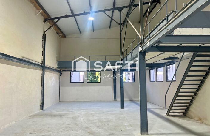 Local commercial 1000 m2 — photo 2