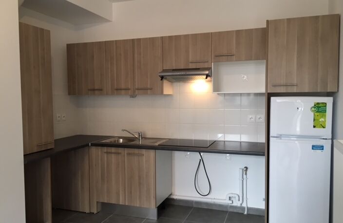 Location appartement 3 pièces 73 m² à Lille (59000) — photo 3