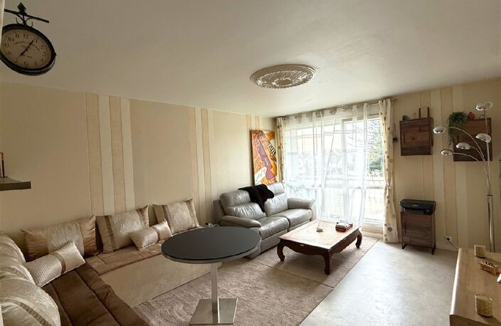 Vente appartement 2 pièces 53 m² Taverny (95150) — photo 2