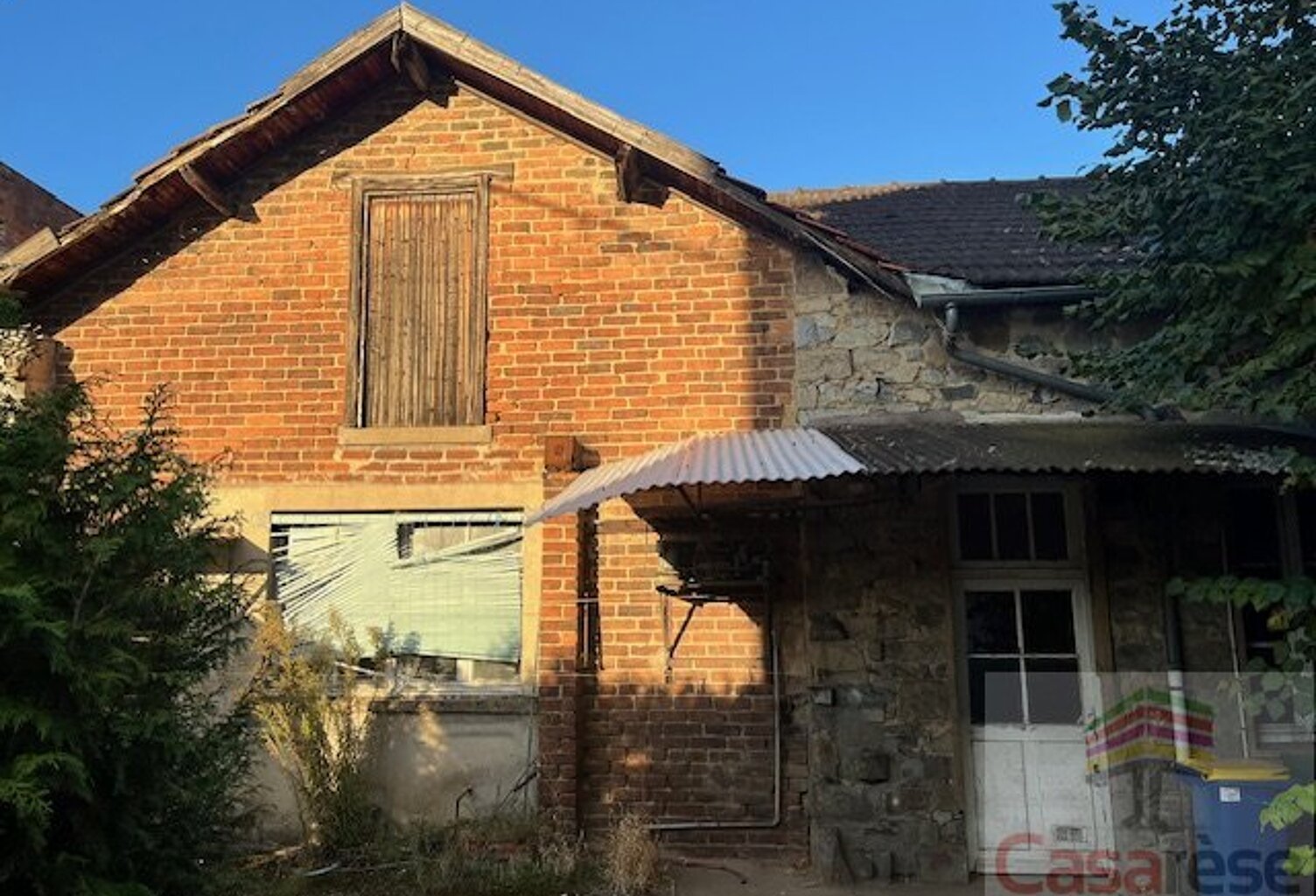 Local commercial — photo 1