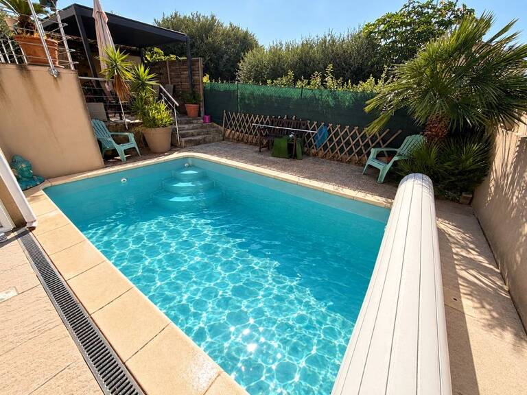 Maison T4 de 235 m² avec piscine, véranda et garage / Chateau — photo 1