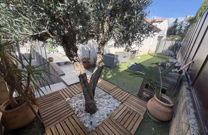 Maison T4 de 235 m² avec piscine, véranda et garage / Chateau — photo 2