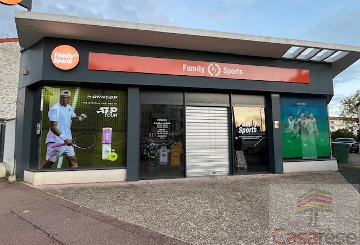 Local commercial — photo 1