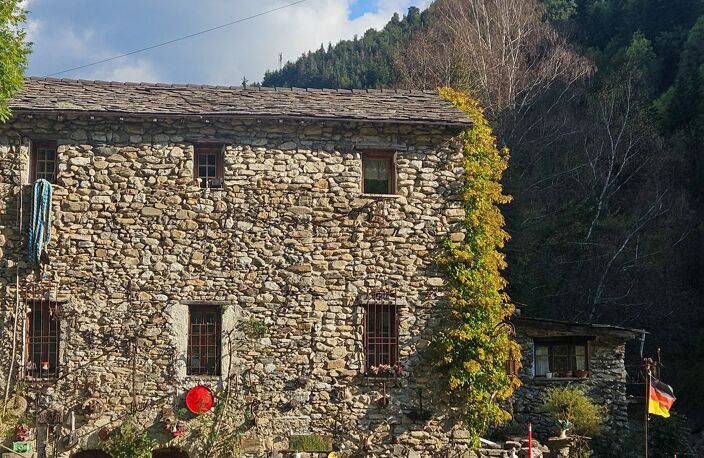 Alpes-Maritimes (06) La Brigue Ancien moulin idyllique — photo 4