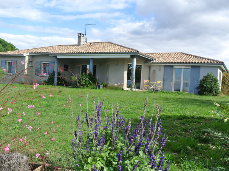 Maison de plain pied 5 chambres et deux salles d'eau — photo 1