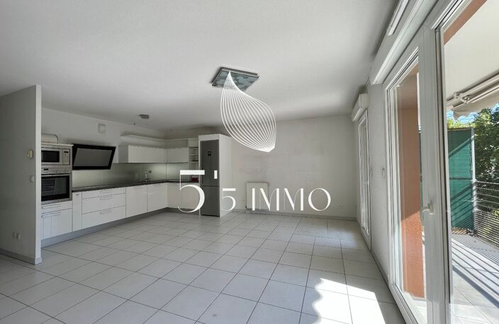 3 PIECES / PORT MARIANNE — photo 2