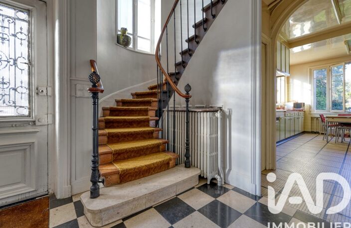 Vente Demeure 10 pièces — photo 2