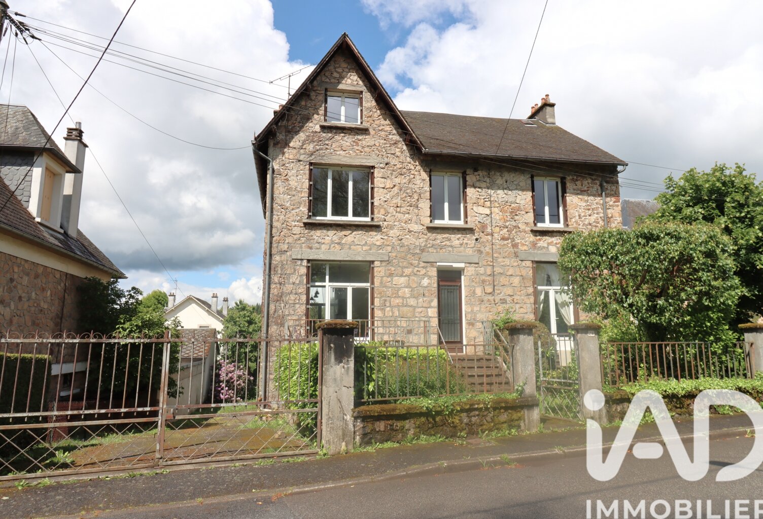 Vente Maison/villa 9 pièces — photo 1