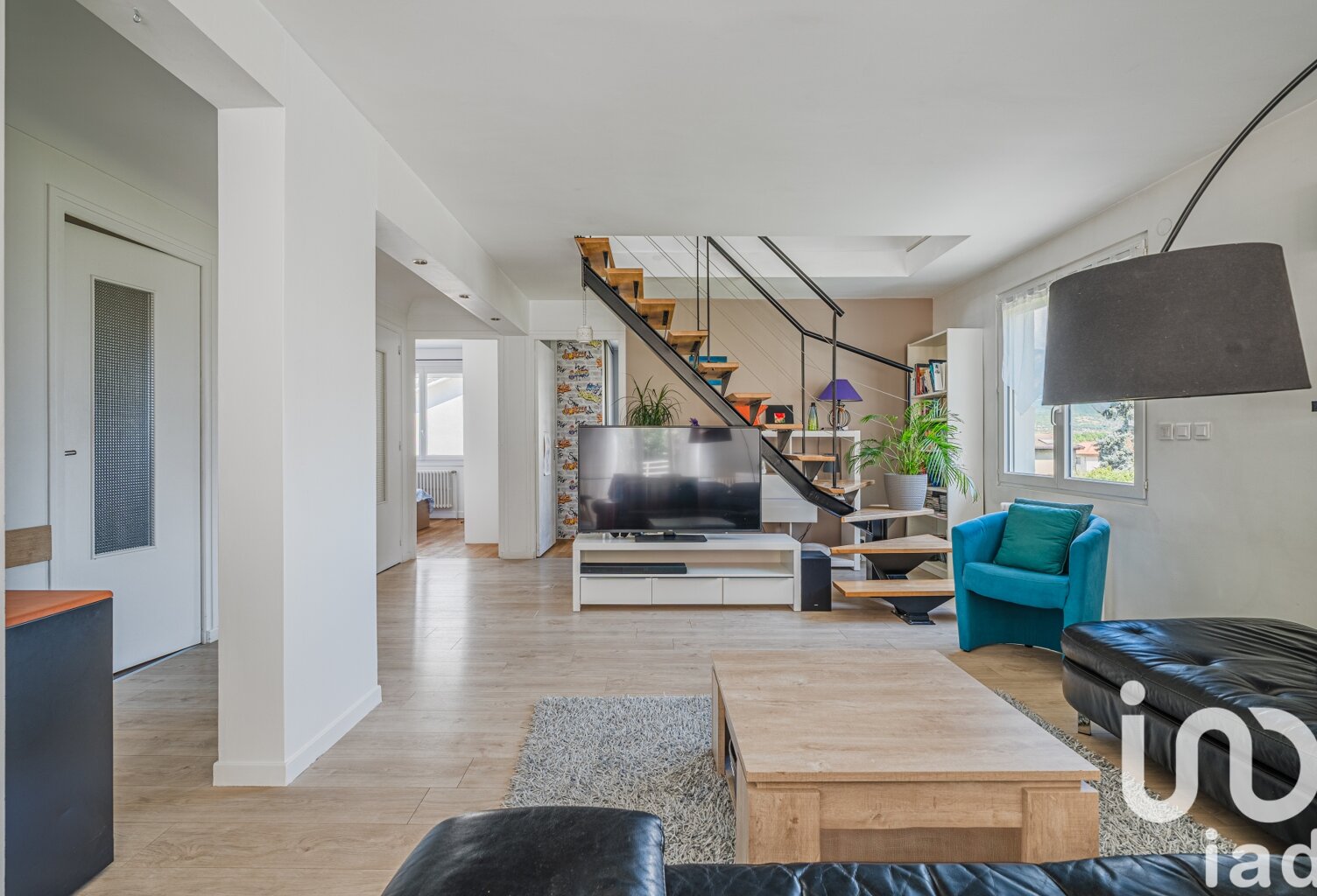 Vente Maison/villa 8 pièces — photo 1