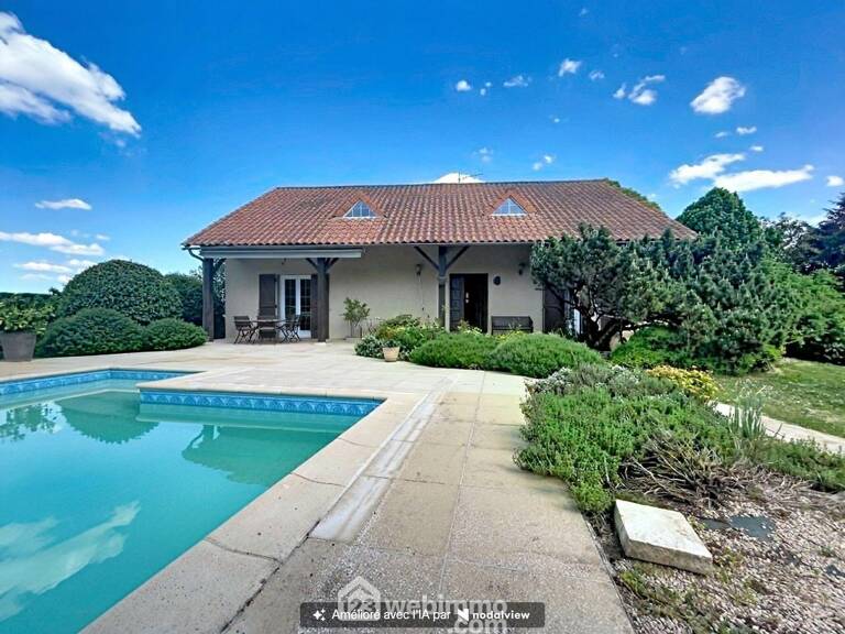 Maison - 200m² - Vivonne — photo 1