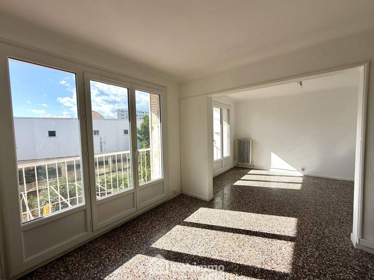 Appartement - 69m² - Bastia — photo 1