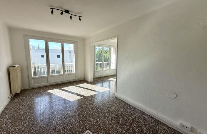 Appartement - 69m² - Bastia — photo 3