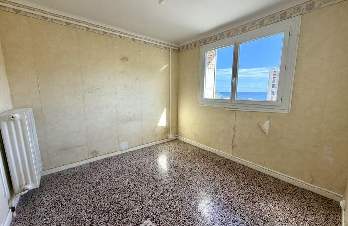 Appartement - 69m² - Bastia — photo 5