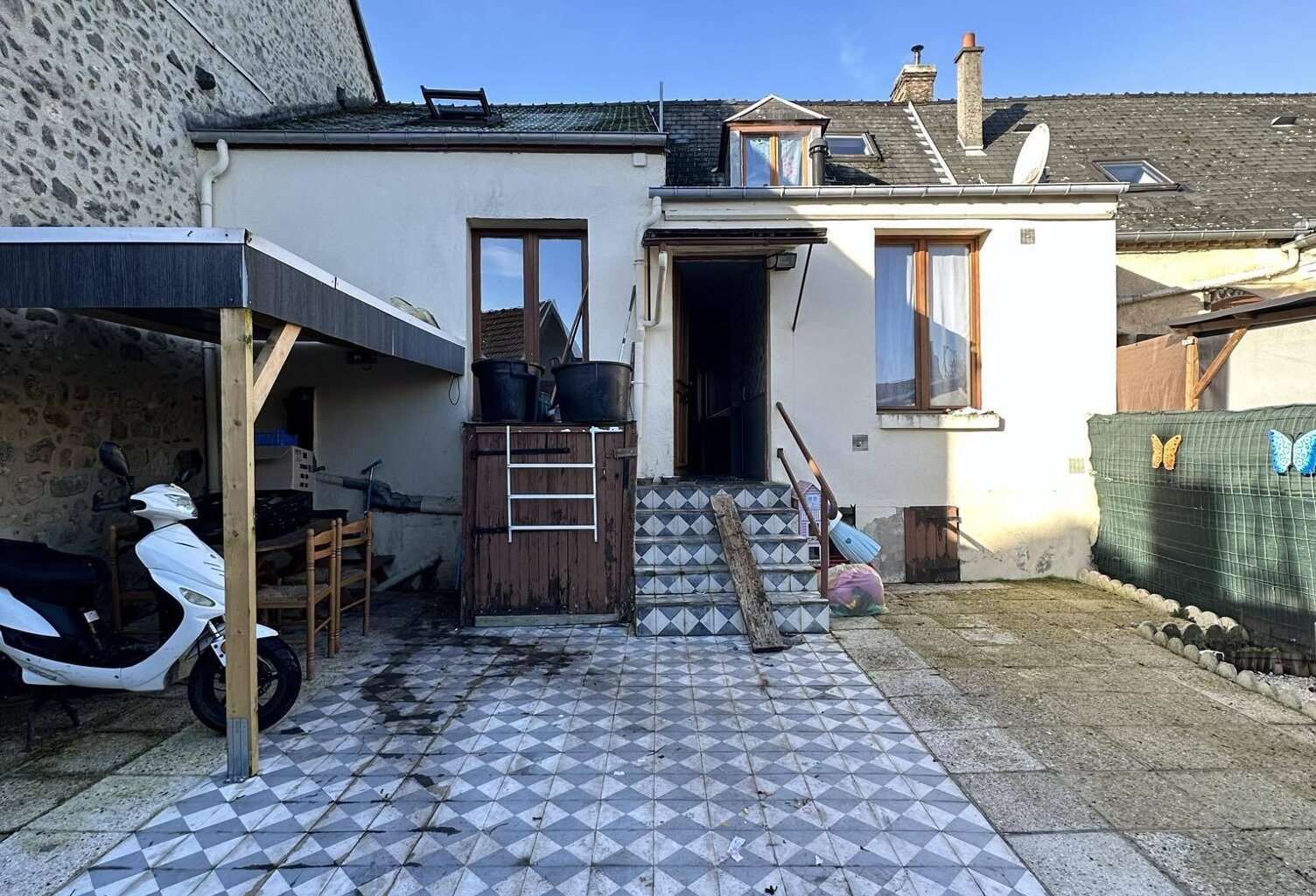 Maison - 86m² - Laon — photo 1