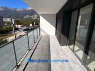 Superbe T3 avec balcon d'angle plein Sud et vue dégagée sur — photo 4