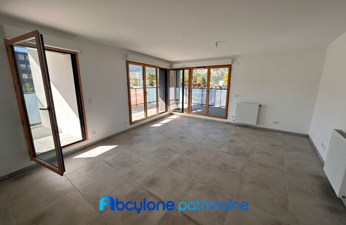 Superbe T4 avec double terrasse de 34 m² plein Sud et vue sur l — photo 3