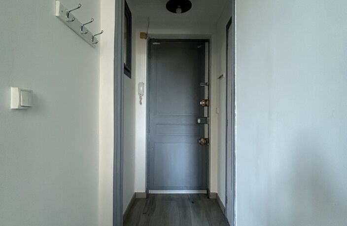 Location Appartement 2 pièces — photo 3