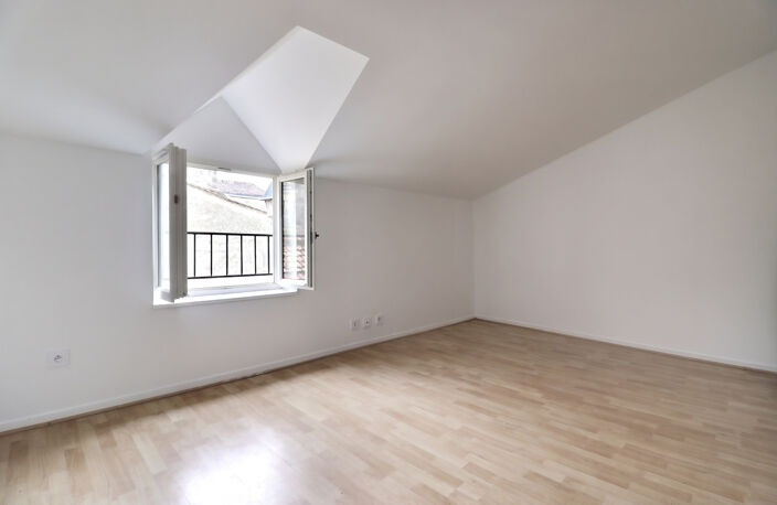 HYPER CENTRE  - Studio 18,06m2 / 13,40m2 carrez — photo 3
