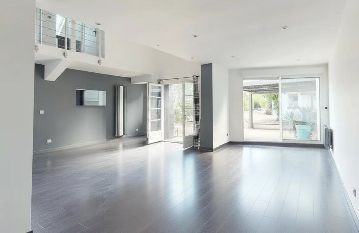 Magnifique maison avec piscine et cadre verdoyant — photo 4