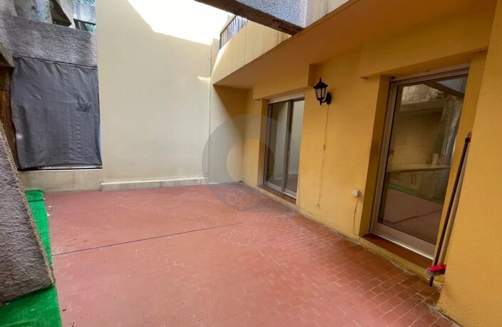A LOUER 2P TRAVERSANT PROCHE CENTRE MENTON — photo 5