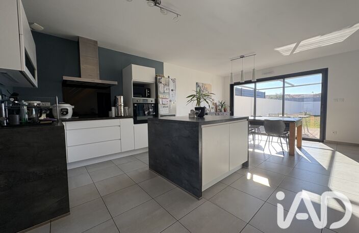 Vente Maison/villa 5 pièces — photo 2
