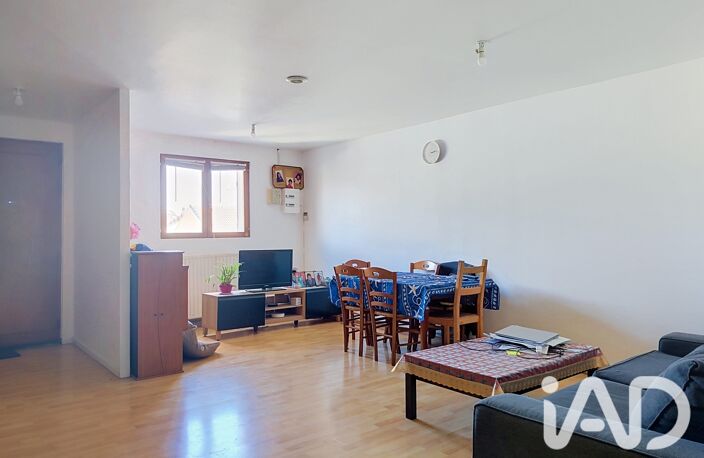 Vente Maison traditionnelle 7 pièces — photo 2