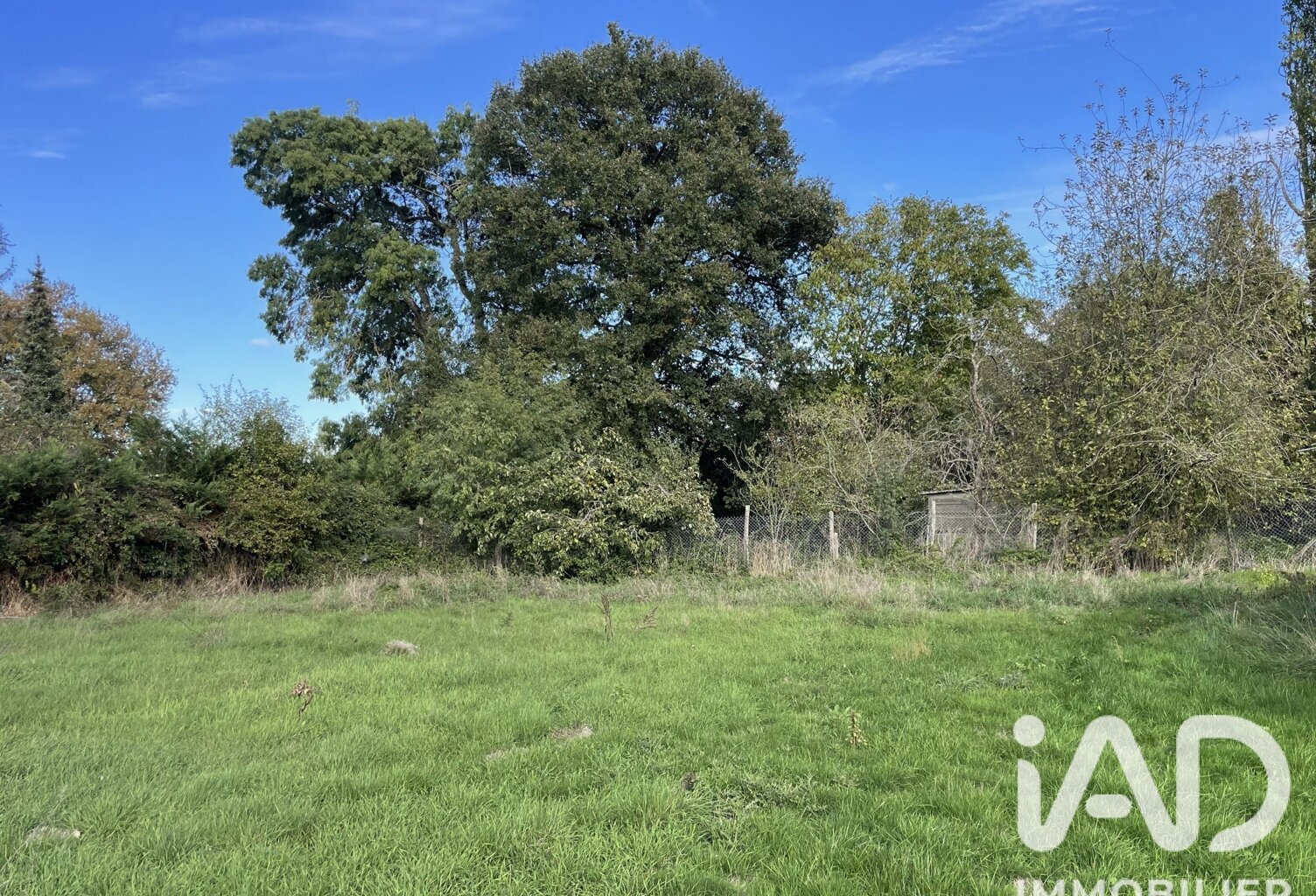 Vente Terrain à bâtir 1 700 m&sup2; — photo 1