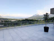BASSENS - T3 DERNIER ETAGE AVEC TERRASSE PANORAMIQUE — photo 4
