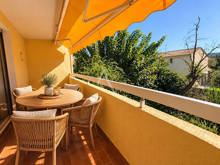T3 avec belle terrasse plein Sud et garage résidence recherchée Le Pradet — photo 1