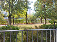 chevilly Larue location meublée  sur parc arborée , 37 m2  loyer 990 euros — photo 3