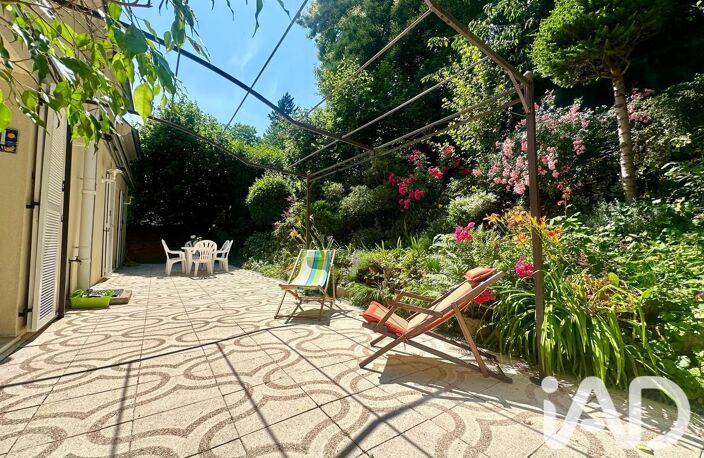 Vente Maison traditionnelle 8 pièces — photo 2