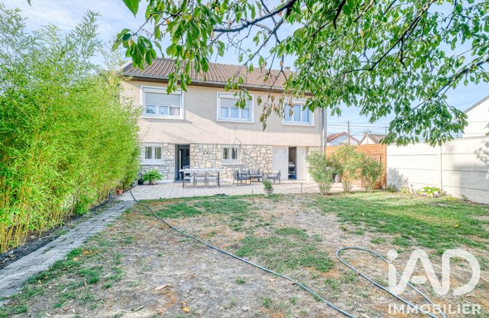 Vente Maison/villa 6 pièces — photo 2