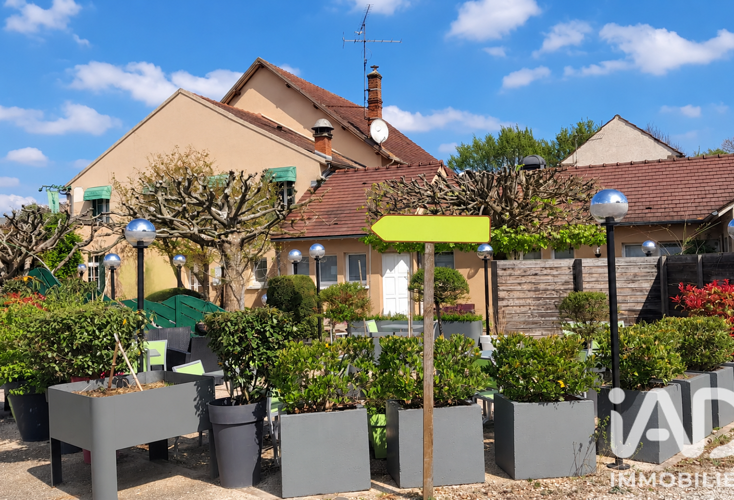 Vente Boutique/Local commercial 553 m&sup2; — photo 1
