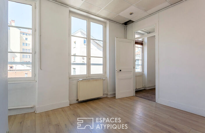 Appartement T2 en dernier étage à rénover — photo 4