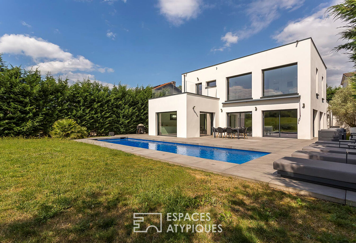 Maison Contemporaine avec vue nature — photo 1
