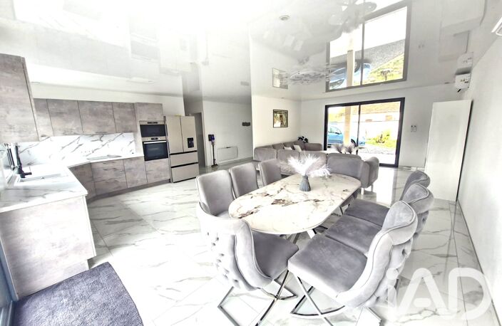 Vente Maison/villa 5 pièces — photo 2