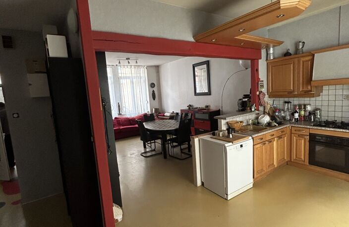 Vente Maison de ville 5 pièces — photo 2