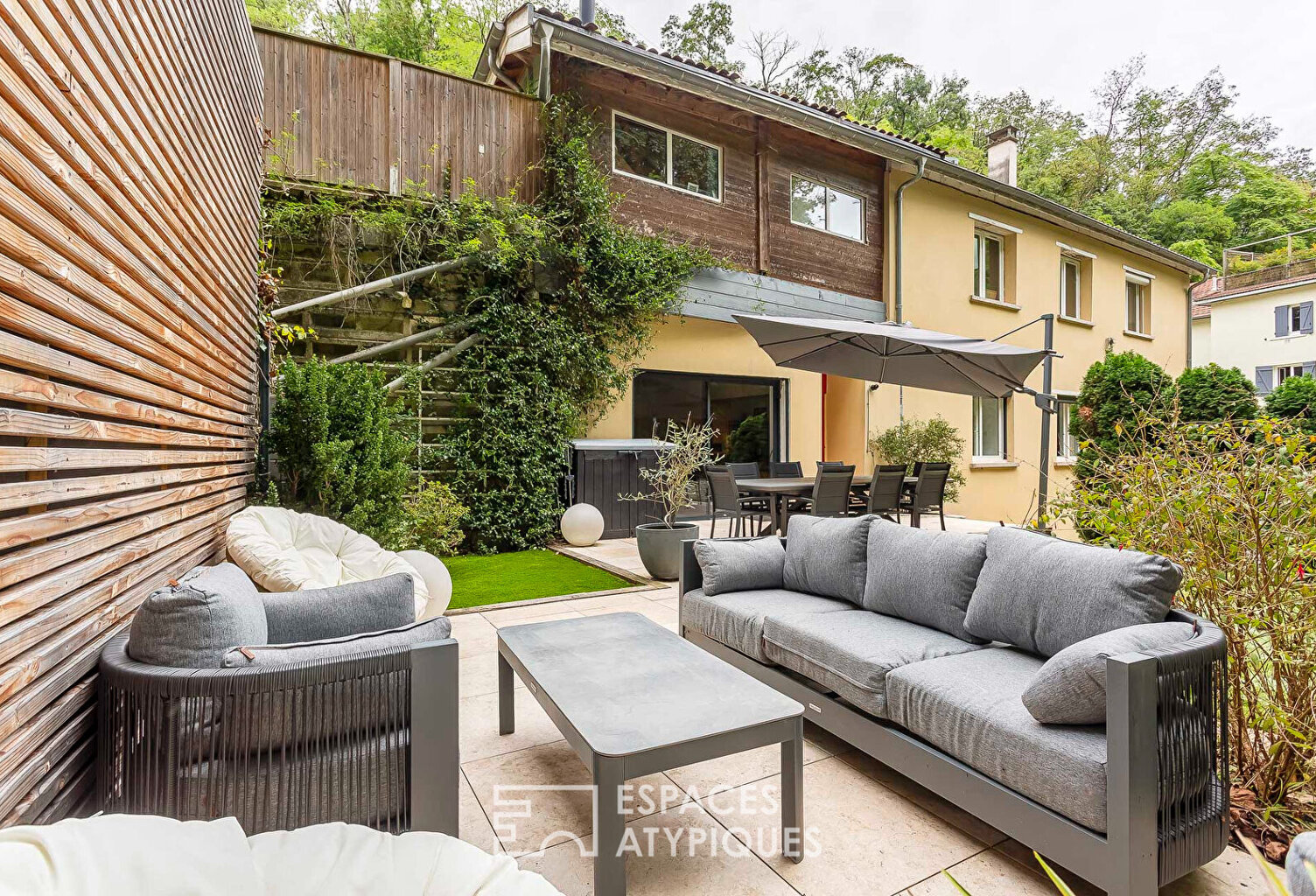 Appartement rénové dans un ancien moulin avec terrasse — photo 1