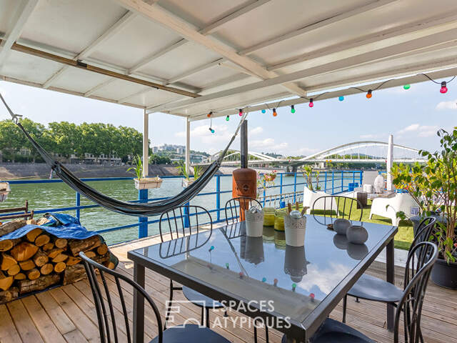 Péniche au coeur de Lyon — photo du bien
