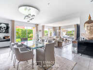 Villa au calme avec piscine sur les hauteurs de Saint-Bonnet-de-Mûre — photo 3