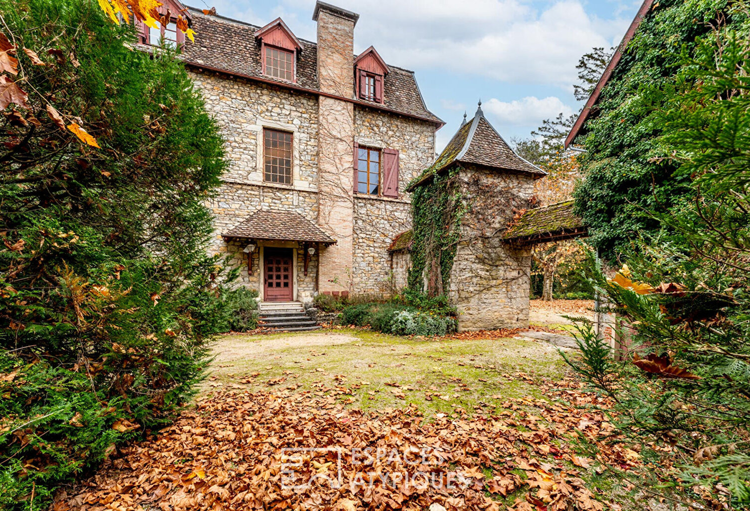 Maison de maître avec grandes dépendances — photo 1