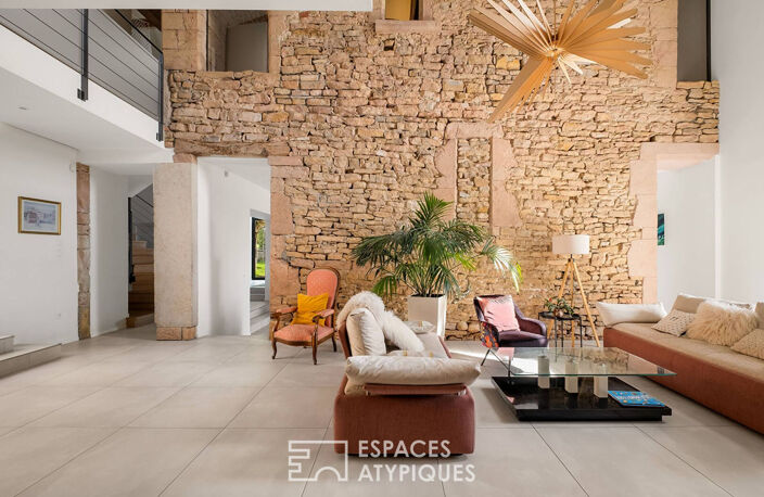 Ancienne bâtisse du Château Rouge rénovée — photo 3