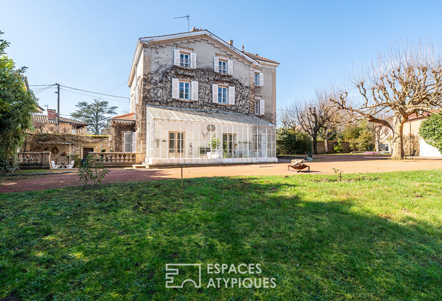 Maison ancienne avec parc arboré à rénover — photo 1