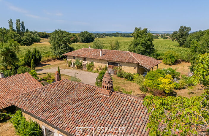 Corps de ferme de 290 m² avec dépendances à Saint-Etienne-sur-Reyssouze — photo 3