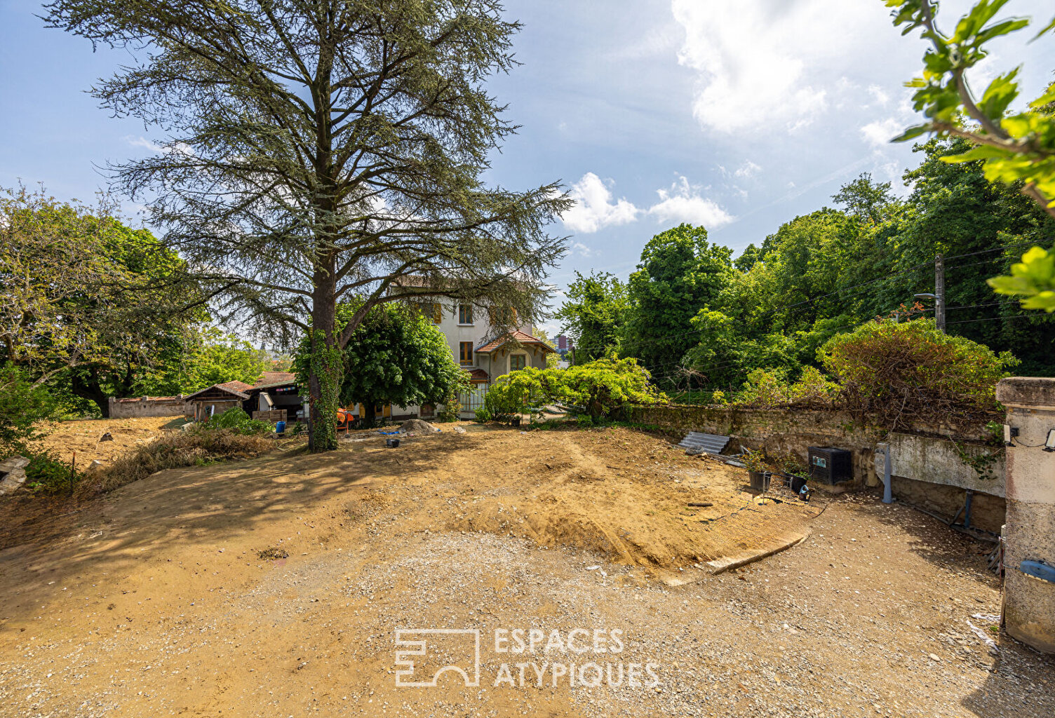 Terrain Venissieux 453 m2 — photo 1