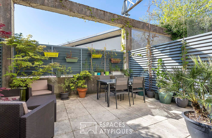Duplex de caractère esprit loft avec terrasse — photo 3