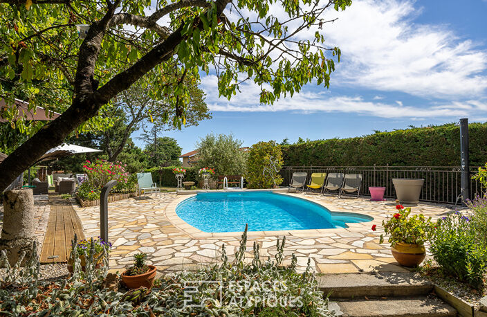 Propriété 7 chambres avec piscine et dépendance — photo 3